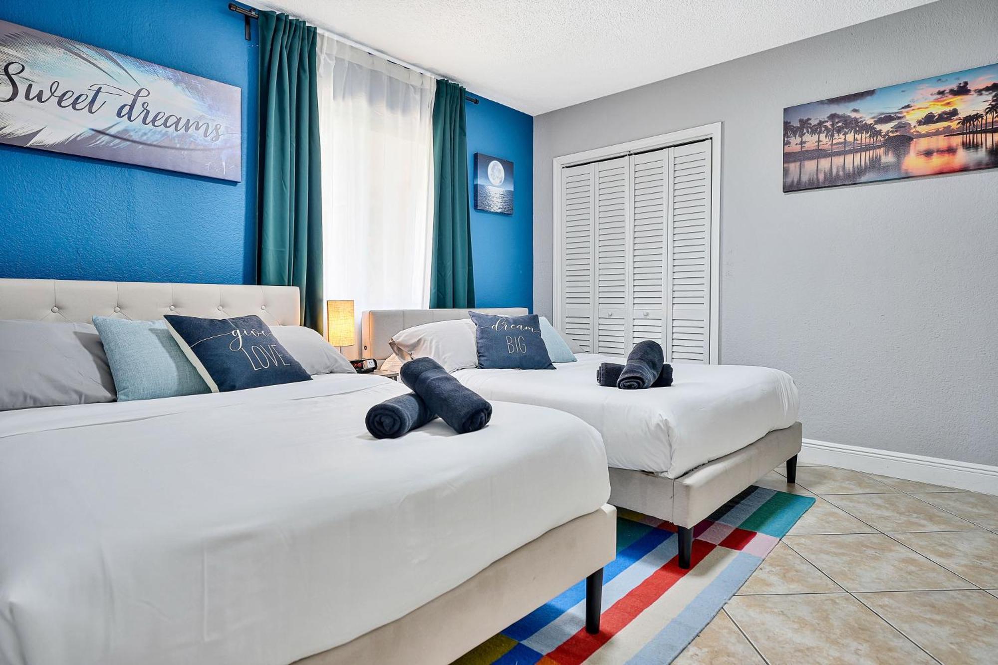 Holiday home Vacay Spot: Beachside Retreat With Urban Perks